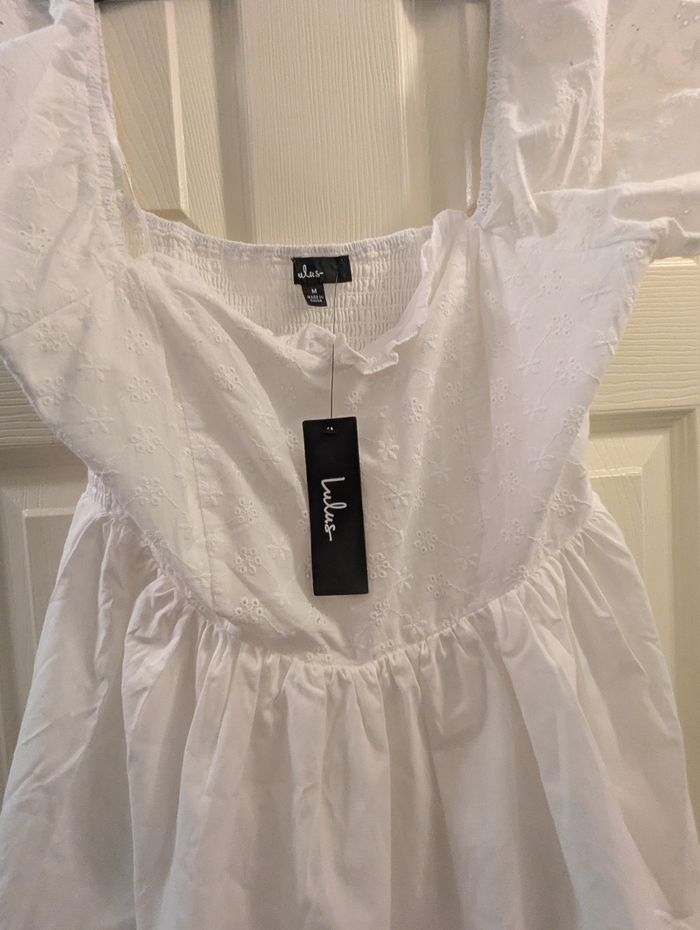 NWT Lulus White Dress - Picture 3 of 4